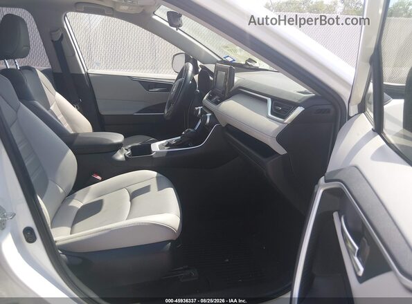 JTMB6RFV8ND076371 2022 TOYOTA RAV4 HYBRID White Սալոնի դիմացի տեսք