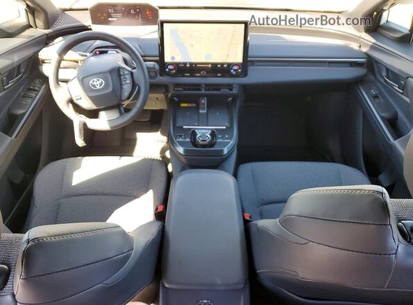 JTMBCAEB0TJ009005 2026 TOYOTA BZ Белый Вид панели приборов