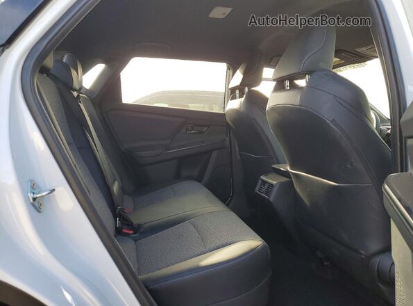JTMBCAEB0TJ014740 2026 TOYOTA BZ White Սալոնի հետևի տեսք