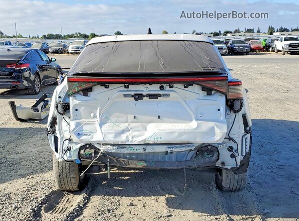JTMBCAEB0TJ014740 2026 TOYOTA BZ White Հետևի տեսք