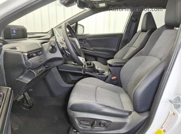 JTMBCAEB8TA005364 2026 TOYOTA BZ White Vista interior delantera