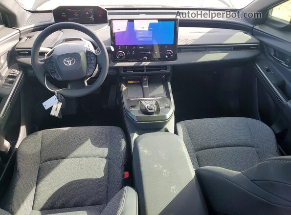 JTMBDAFB2TA002343 2026 TOYOTA BZ Gray Vista del salpicadero