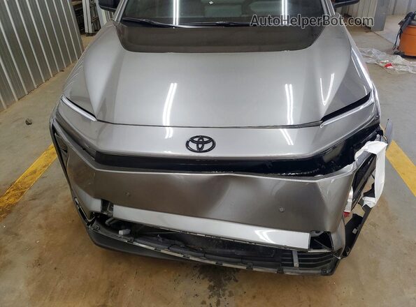 JTMBDAFB5TJ013787 2026 TOYOTA BZ Gray Շարժիչի բաժամունքի տեսք