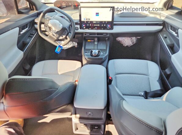 JTMBEAGCXTJ000702 2026 SUBARU SOLTERRA Gray Widok deski rozdzielczej