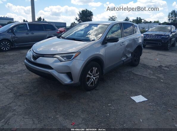 JTMBFREV0JJ198297 2018 TOYOTA RAV4 Silver წინა მარცხენა ხედი სამი მეოთხედიდან