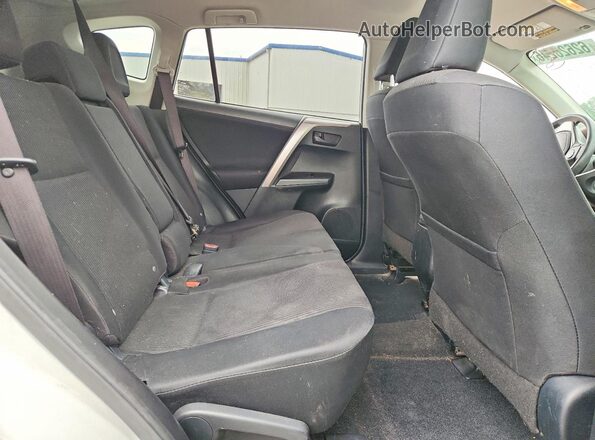 JTMBFREV1GJ070028 2016 TOYOTA RAV4 White Rear interior view