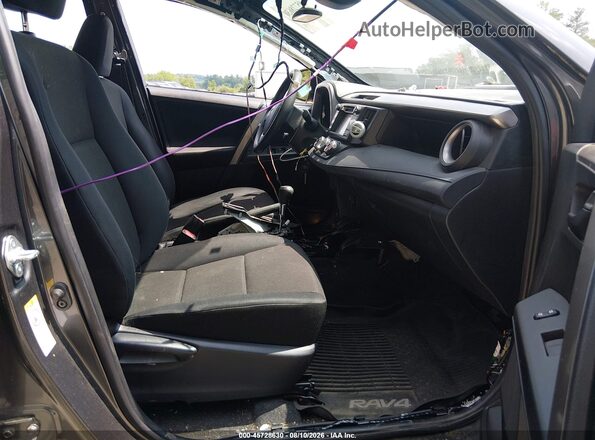 JTMBFREV3HJ710497 2017 TOYOTA RAV4 Gray Vista interior delantera