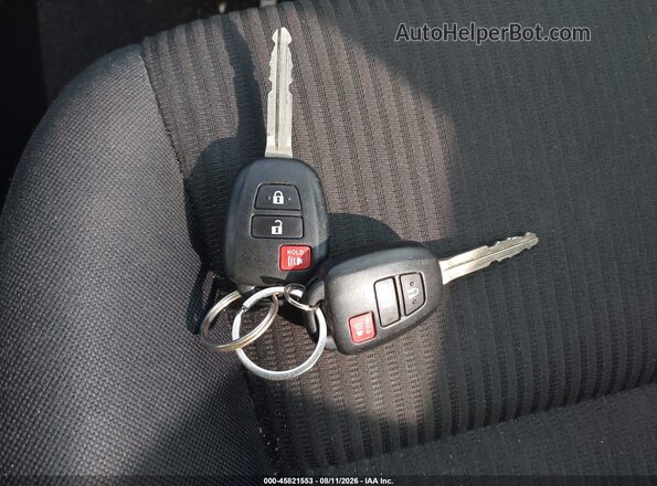 JTMBFREV4GJ101806 2016 TOYOTA RAV4 White Vista del salpicadero