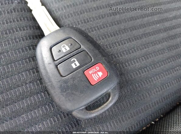 JTMBFREV6HJ115837 2017 TOYOTA RAV4 Серый Вид панели приборов