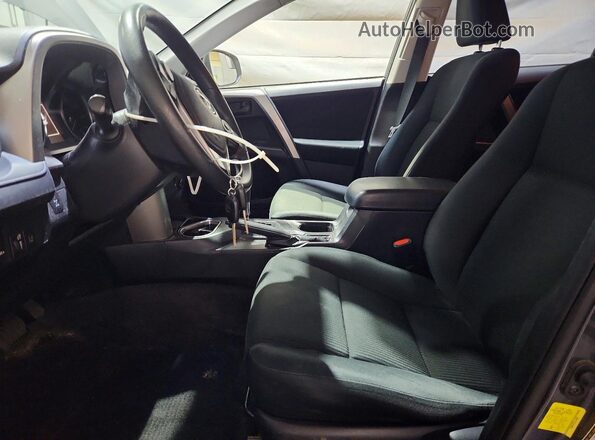 JTMBFREV6JJ244022 2018 TOYOTA RAV4 Серый Вид салона спереди