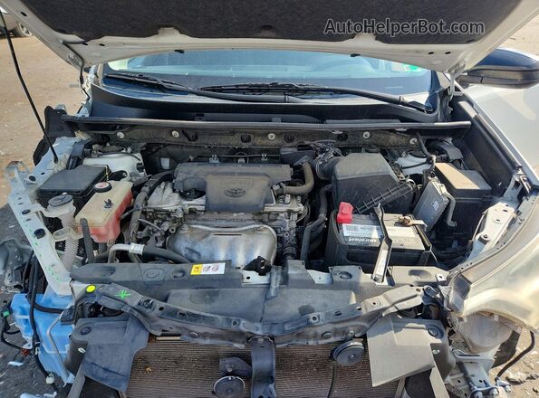 JTMBFREV6JJ725257 2018 TOYOTA RAV4 White Շարժիչի բաժամունքի տեսք