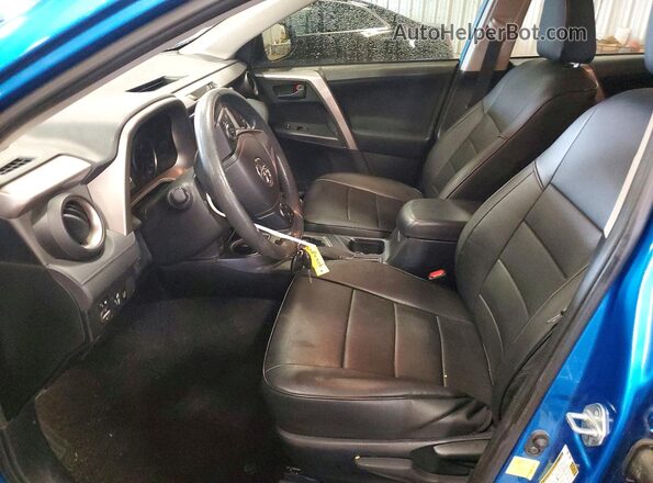 JTMBFREV7HJ135417 2017 TOYOTA RAV4 Blue Вид салону спереду