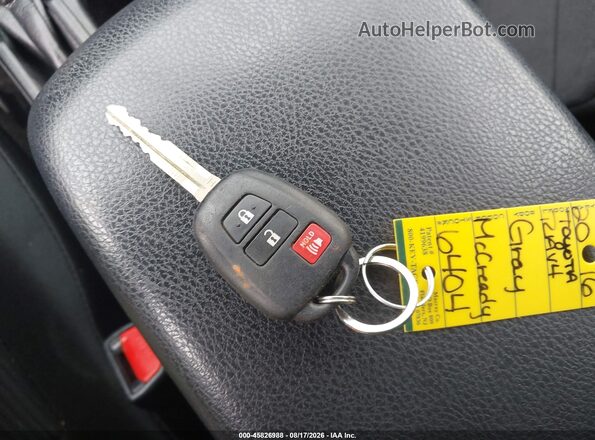 JTMBFREV8GJ079762 2016 TOYOTA RAV4 Gray Առջևի վահանակի տեսք