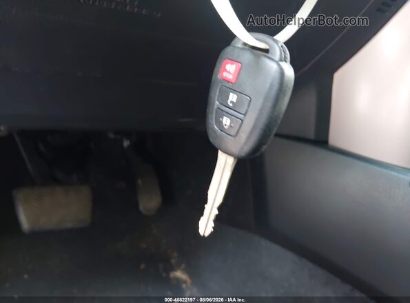 JTMBFREV8JJ738804 2018 TOYOTA RAV4 Серый Вид панели приборов