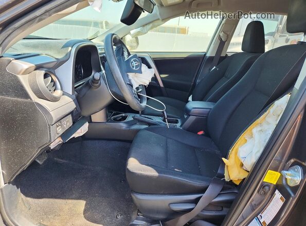 JTMBFREV9HJ715476 2017 TOYOTA RAV4 Серый Вид салона спереди