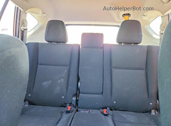 JTMBFREV9HJ715476 2017 TOYOTA RAV4 Серый Вид задних сидений