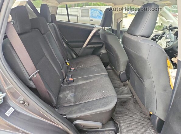JTMBFREV9JJ248663 2018 TOYOTA RAV4 Gray Հետևի նստատեղերի տեսք