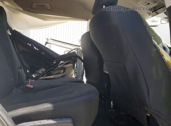 JTMBFREVXJJ233394 2018 TOYOTA RAV4 White Вид задньої частини салону