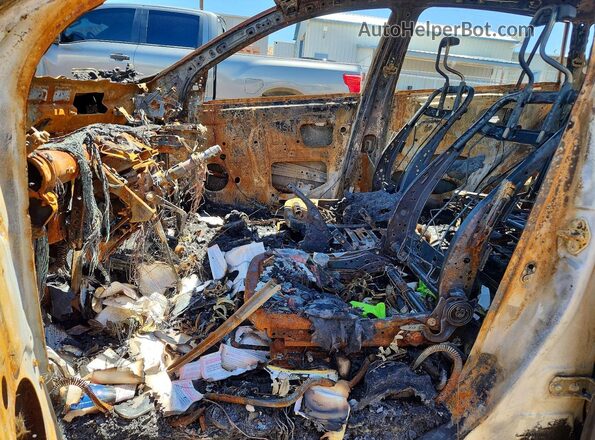 JTMBFREVXJJ722331 2018 TOYOTA RAV4 Burn Вид салону спереду