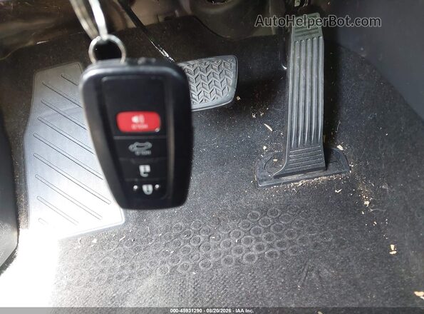 JTMC1RFV2KD021333 2019 TOYOTA RAV4 Серебряный Вид панели приборов