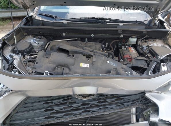 JTMC1RFV2KD021333 2019 TOYOTA RAV4 Серебряный Вид сзади