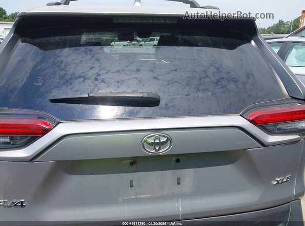 JTMC1RFV2KD021333 2019 TOYOTA RAV4 Серебряный 
