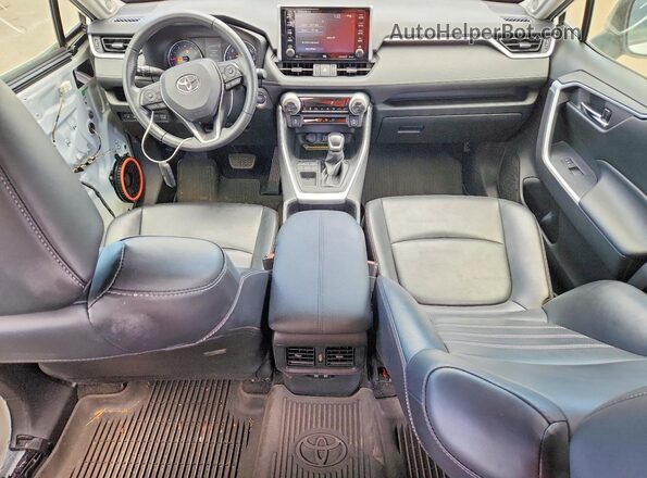 JTMC1RFV3MD072097 2021 TOYOTA RAV4 White წინა პანელის ხედი