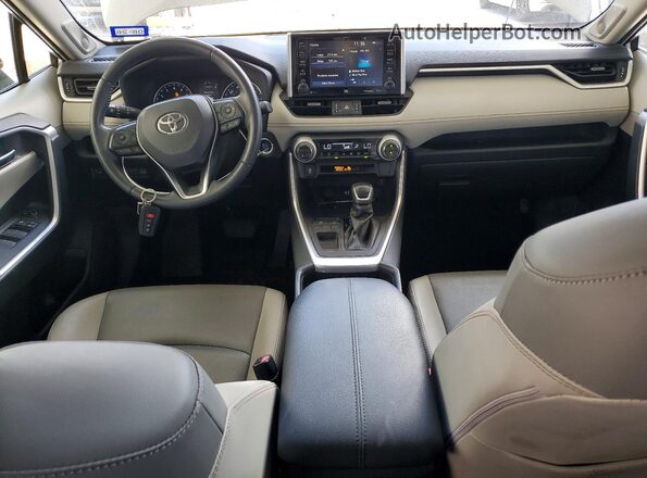 JTMC1RFV4KD030339 2019 TOYOTA RAV4 Gray Vista del salpicadero