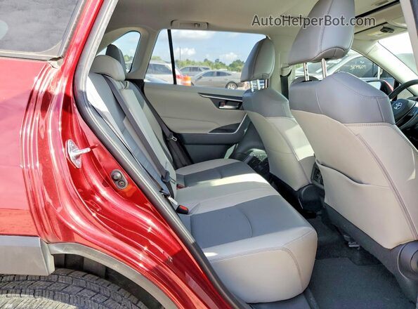 JTMC1RFVXKD016851 2019 TOYOTA RAV4 Maroon Вид задніх сидінь