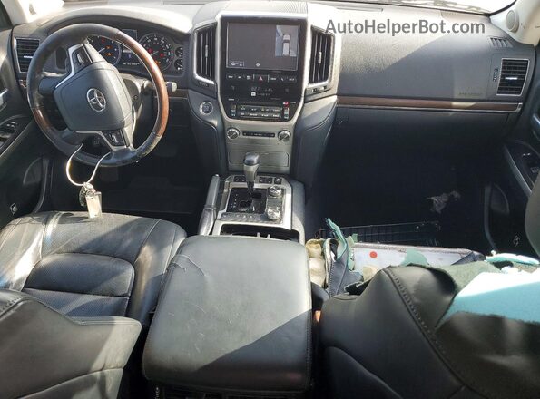 JTMCY7AJ5G4044035 2016 TOYOTA LAND White Dashboard view