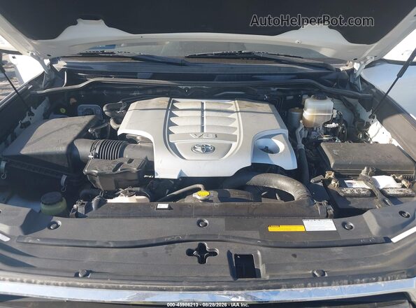 JTMCY7AJ7G4046076 2016 TOYOTA LAND CRUISER White Widok z tyłu