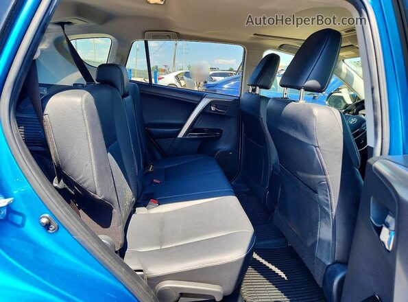 JTMDFREV3HJ165751 2017 TOYOTA RAV4 Blue Vista de los asientos traseros