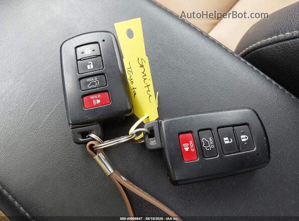 JTMDFREV6HJ146353 2017 TOYOTA RAV4 Red წინა პანელის ხედი