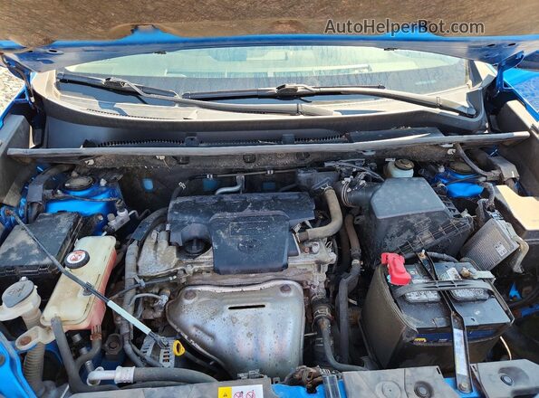 JTMDFREV8JJ207675 2018 TOYOTA RAV4 Blue ძრავის განყოფილების ხედი