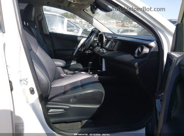 JTMDJREV0JD192652 2018 TOYOTA RAV4 HYBRID White Widok wnętrza z przodu