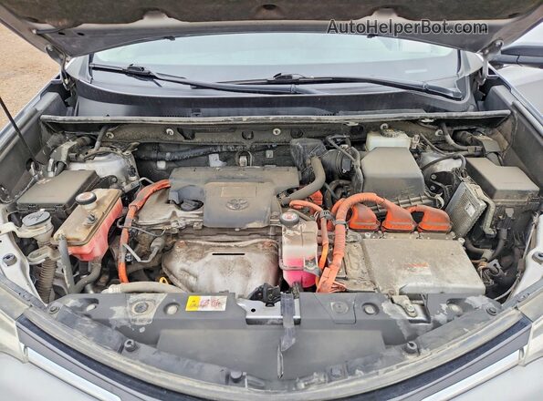JTMDJREV7JD201444 2018 TOYOTA RAV4 Silver Engine compartment view