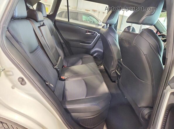 JTME6RFV0ND531596 2022 TOYOTA RAV4 White Սալոնի հետևի տեսք
