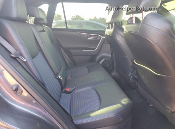 JTME6RFV8MD514754 2021 TOYOTA RAV4 Gray Widok wnętrza z tyłu