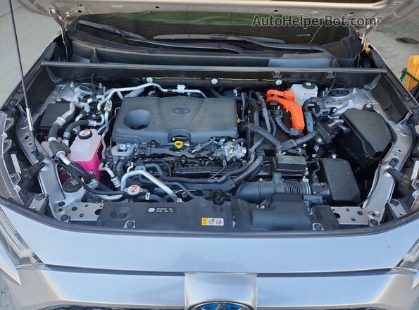 JTMEB3FV1PD127086 2023 TOYOTA RAV4 Silver Widok komory silnika