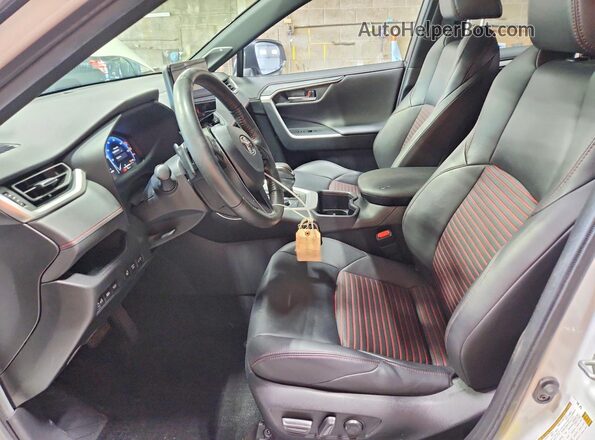 JTMEB3FV2PD114122 2023 TOYOTA RAV4 White წინა სალონის ხედი