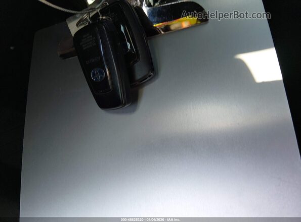 JTMEWRFV7LD540860 2020 TOYOTA RAV4 HYBRID Silver Widok deski rozdzielczej