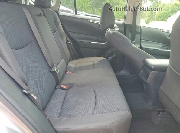 JTMF1RFVXKD012974 2019 TOYOTA RAV4 Silver Вид задньої частини салону