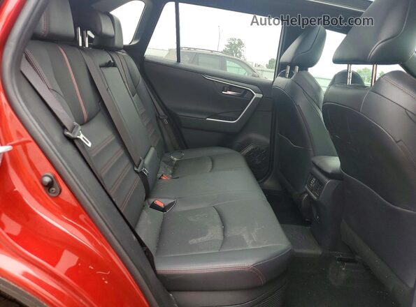 JTMFB3FV7MD059960 2021 TOYOTA RAV4 Red Вид задньої частини салону