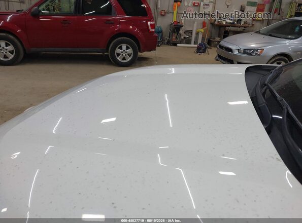 JTMG1RFV1KD505012 2019 TOYOTA RAV4 White Front view