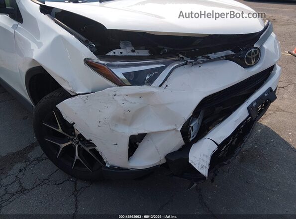 JTMJFREV4HJ708219 2017 TOYOTA RAV4 White Front view