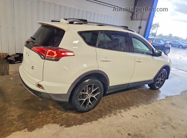 JTMJFREV6JD228381 2018 TOYOTA RAV4 White Вид щитка приладів