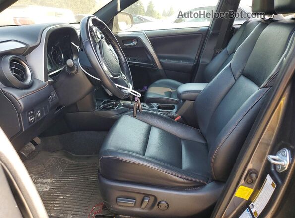 JTMJFREV8GJ103246 2016 TOYOTA RAV4 Gray Front interior view