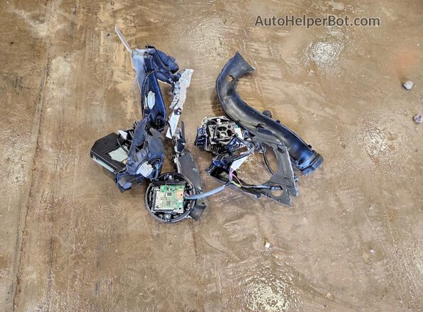 JTMJFREV8JJ733257 2018 TOYOTA RAV4 Blue VIN კოდის სტიკერის ხედი