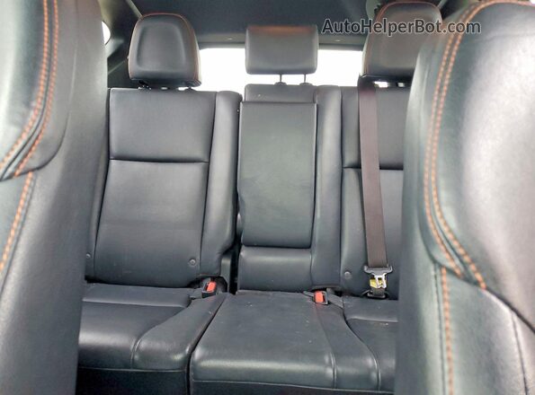 JTMJFREVXGD180568 2016 TOYOTA RAV4 Black Widok tylnych siedzeń