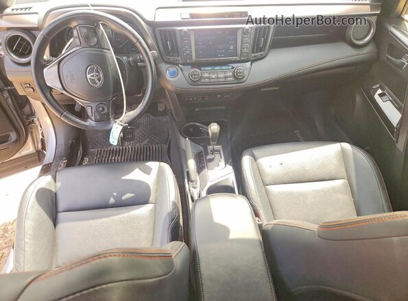 JTMJJREV0HD077675 2017 TOYOTA RAV4 Silver Առջևի վահանակի տեսք